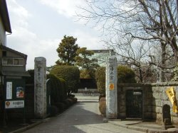 慶岸寺の山門