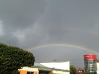 北西方向に虹が、二重に見え、良いことがありますように！